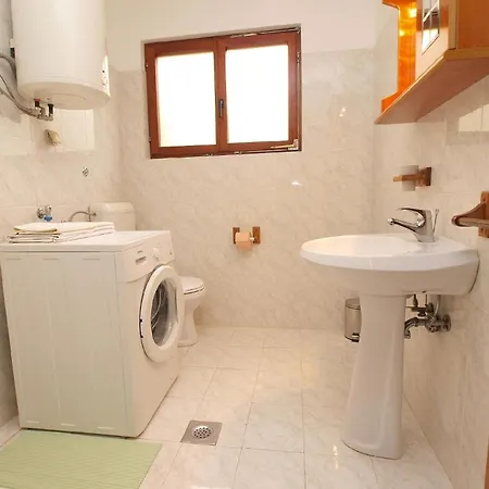 Fuer 5 Personen Ca 49 Qm In Rovinj-cocaletto, Istrien Istrische Riviera Appartement *