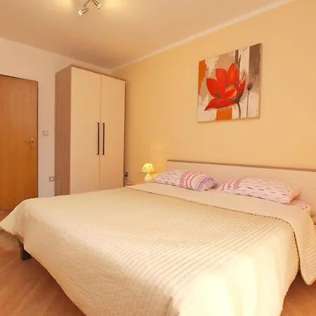 Appartement Fuer 5 Personen Ca 49 Qm In Rovinj-cocaletto, Istrien Istrische Riviera *