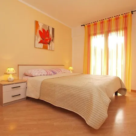 Appartement Fuer 5 Personen Ca 49 Qm In Rovinj-cocaletto, Istrien Istrische Riviera Rovinj